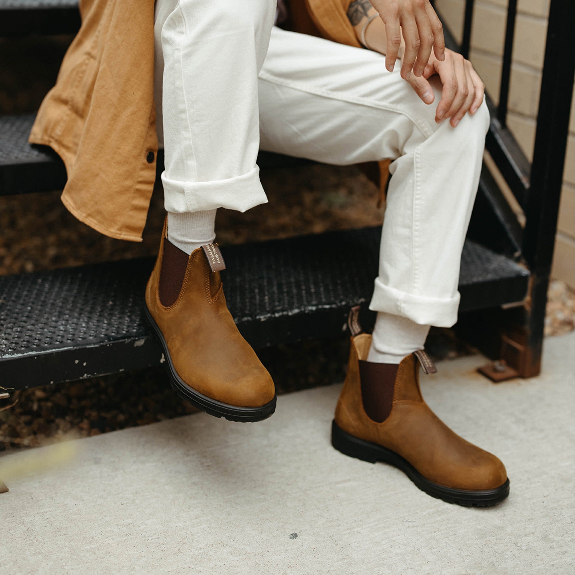 Men's Classics #562 - Image 5